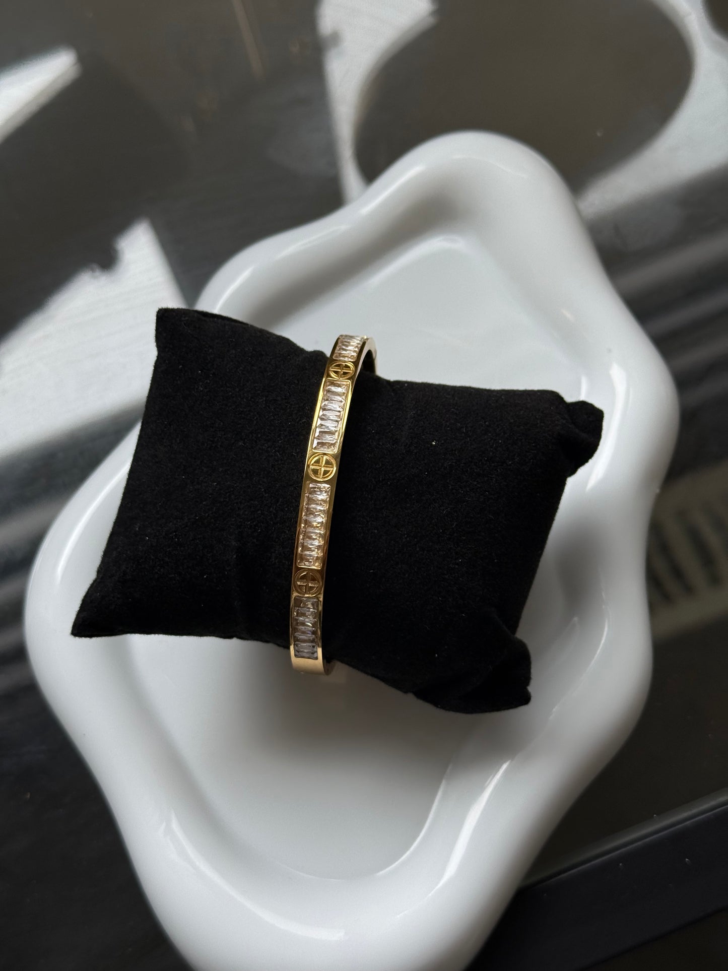 Orbit Gold Bangle