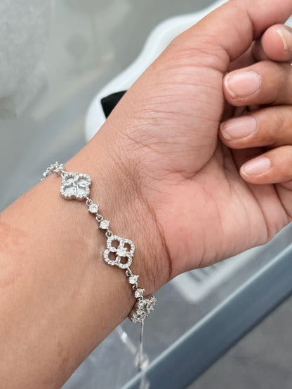 Luna Clover Adjustable Bracelet