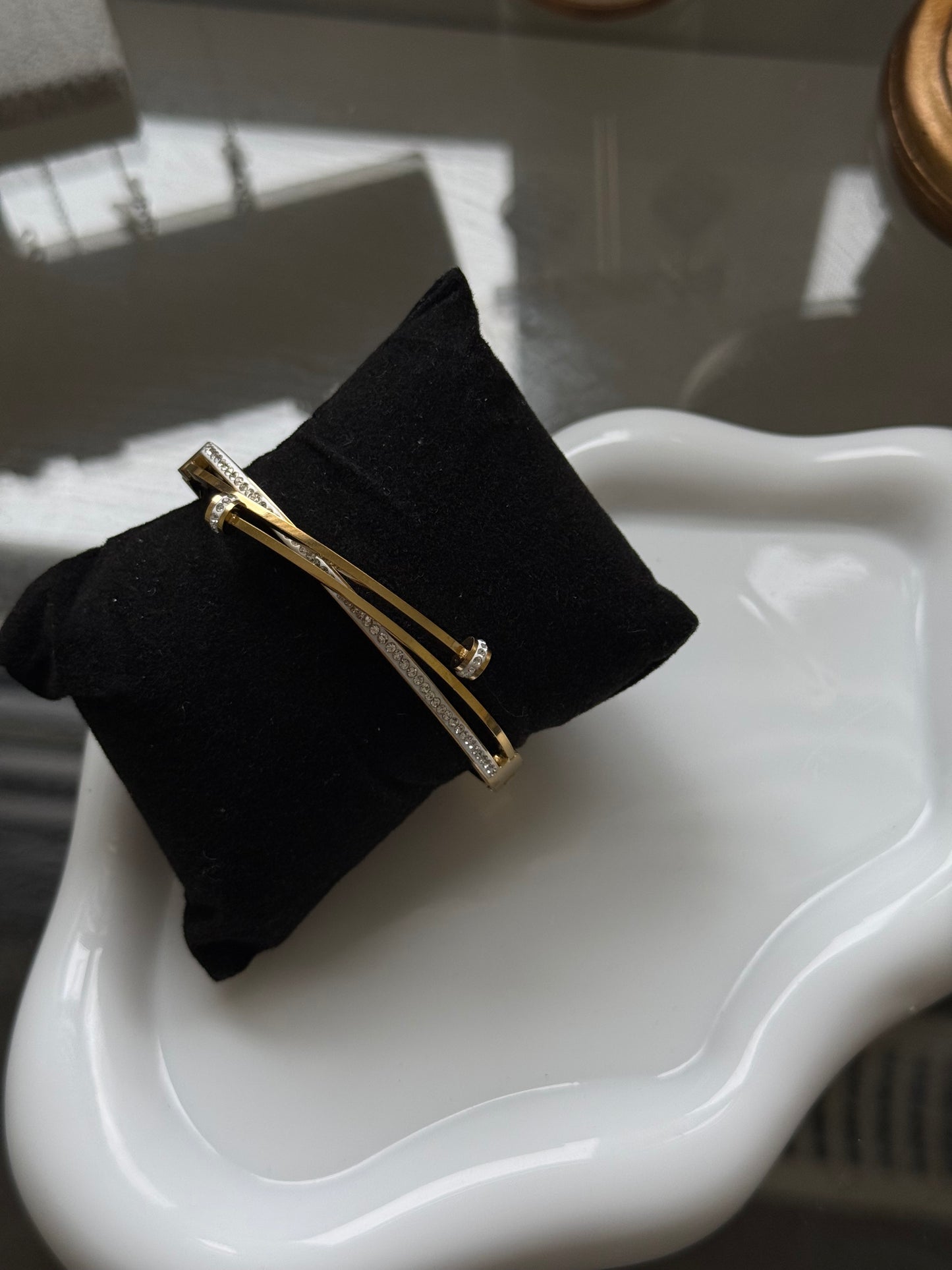 Twist Nail Bangle