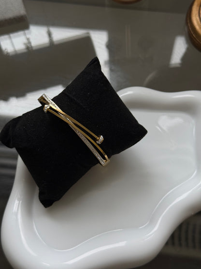 Twist Nail Bangle