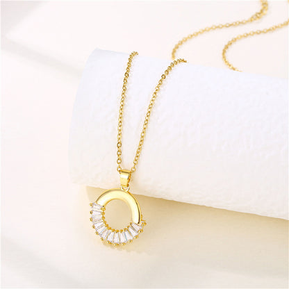 Radiant Circle Zircon Necklace