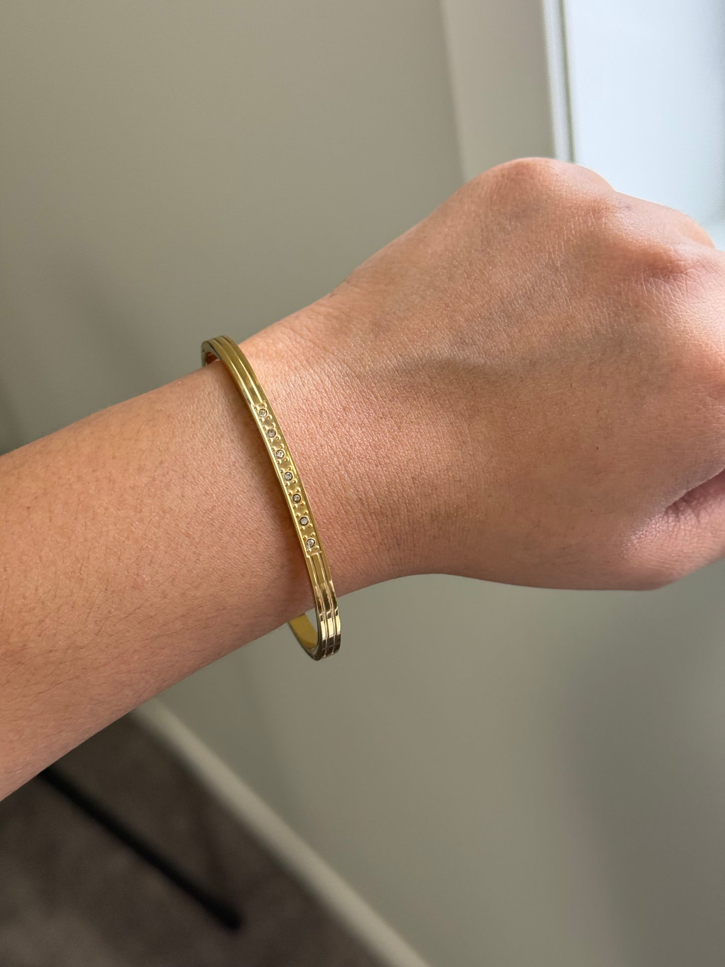 Celeste Dot Bangle