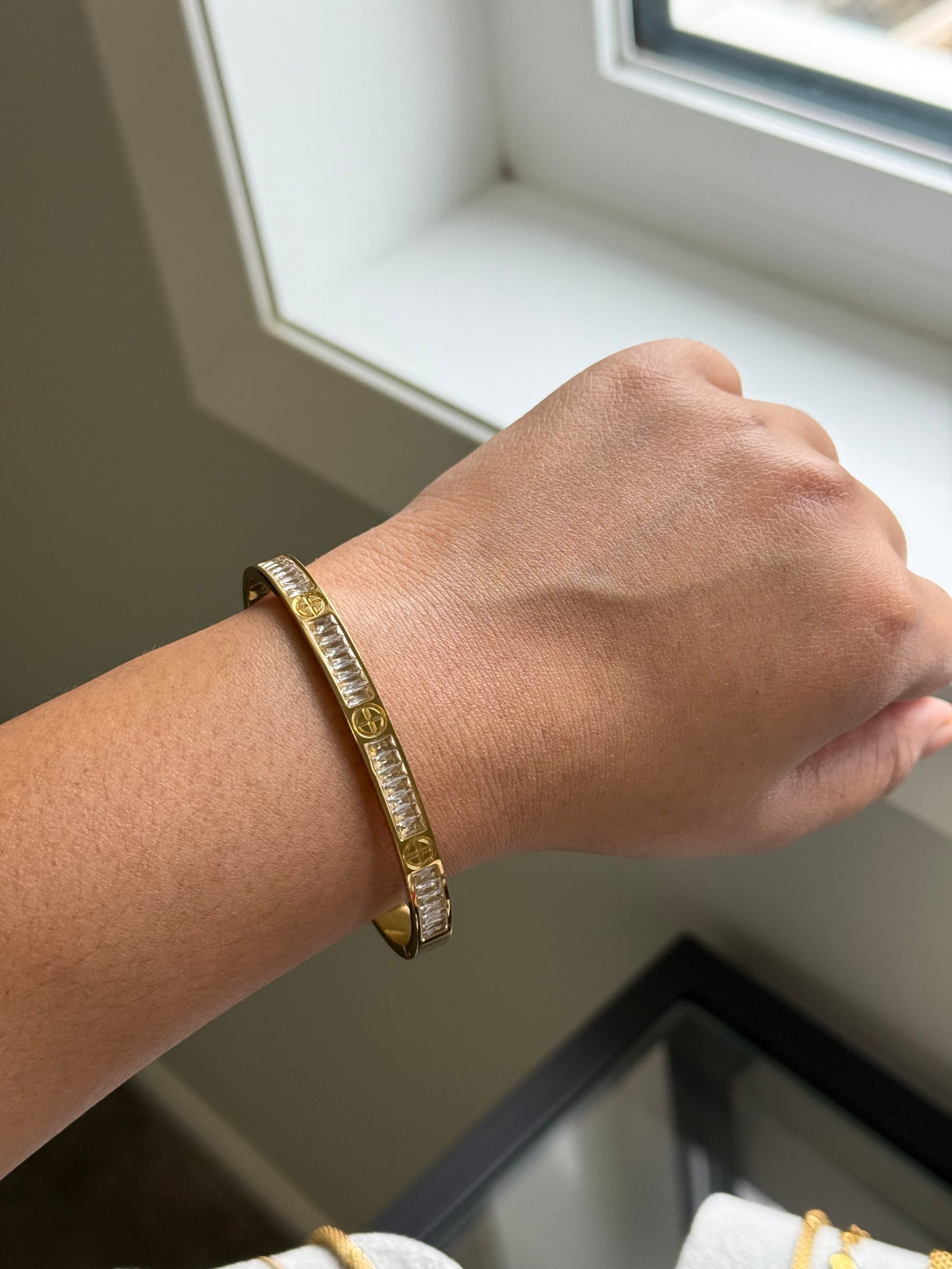 Orbit Gold Bangle