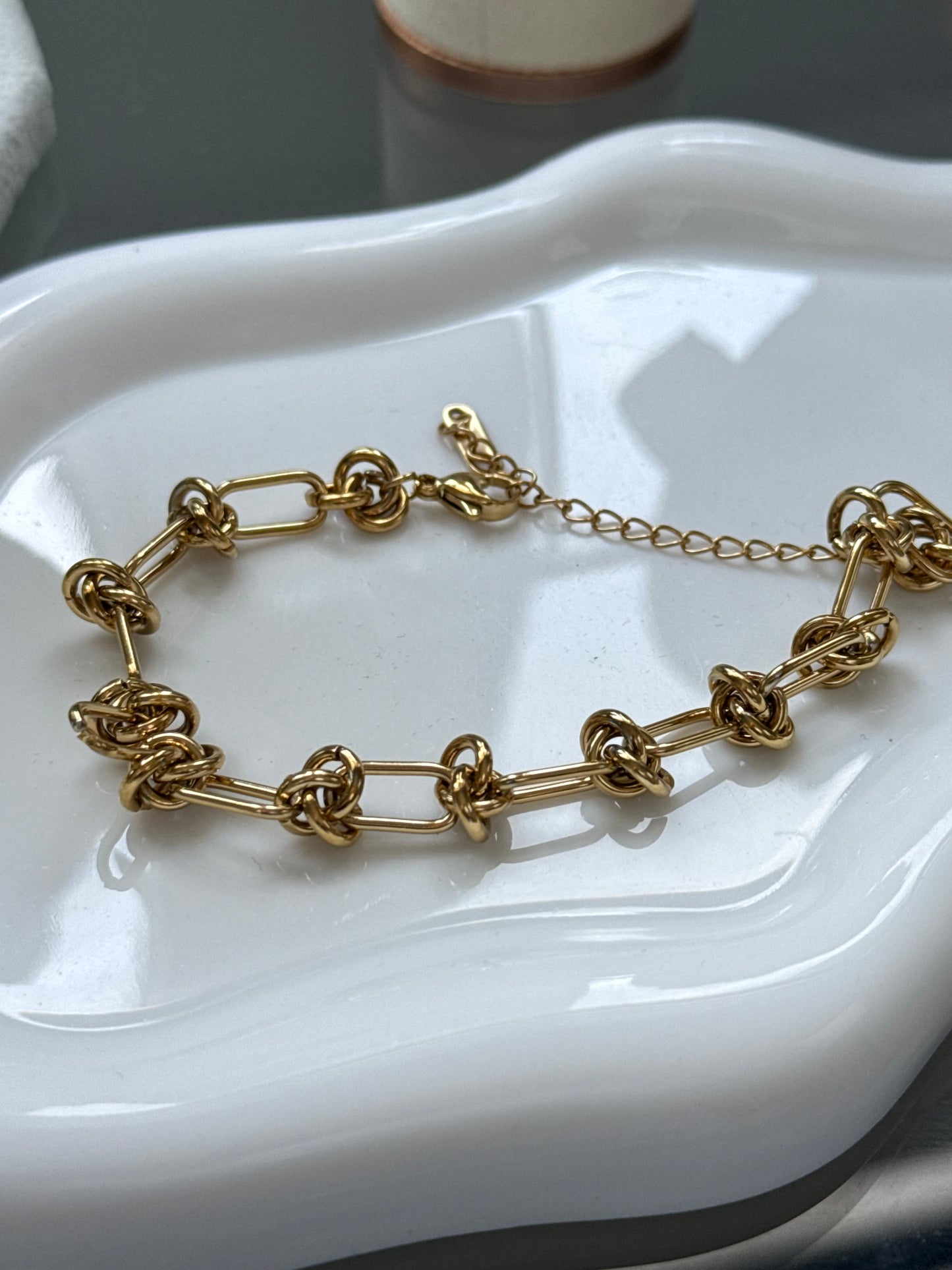 Golden Knot Chain Bracelet