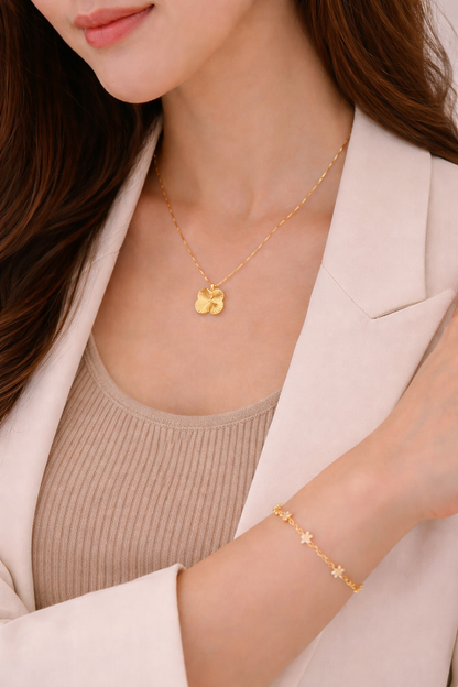Golden petal necklace