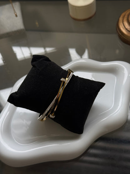Twist Nail Bangle