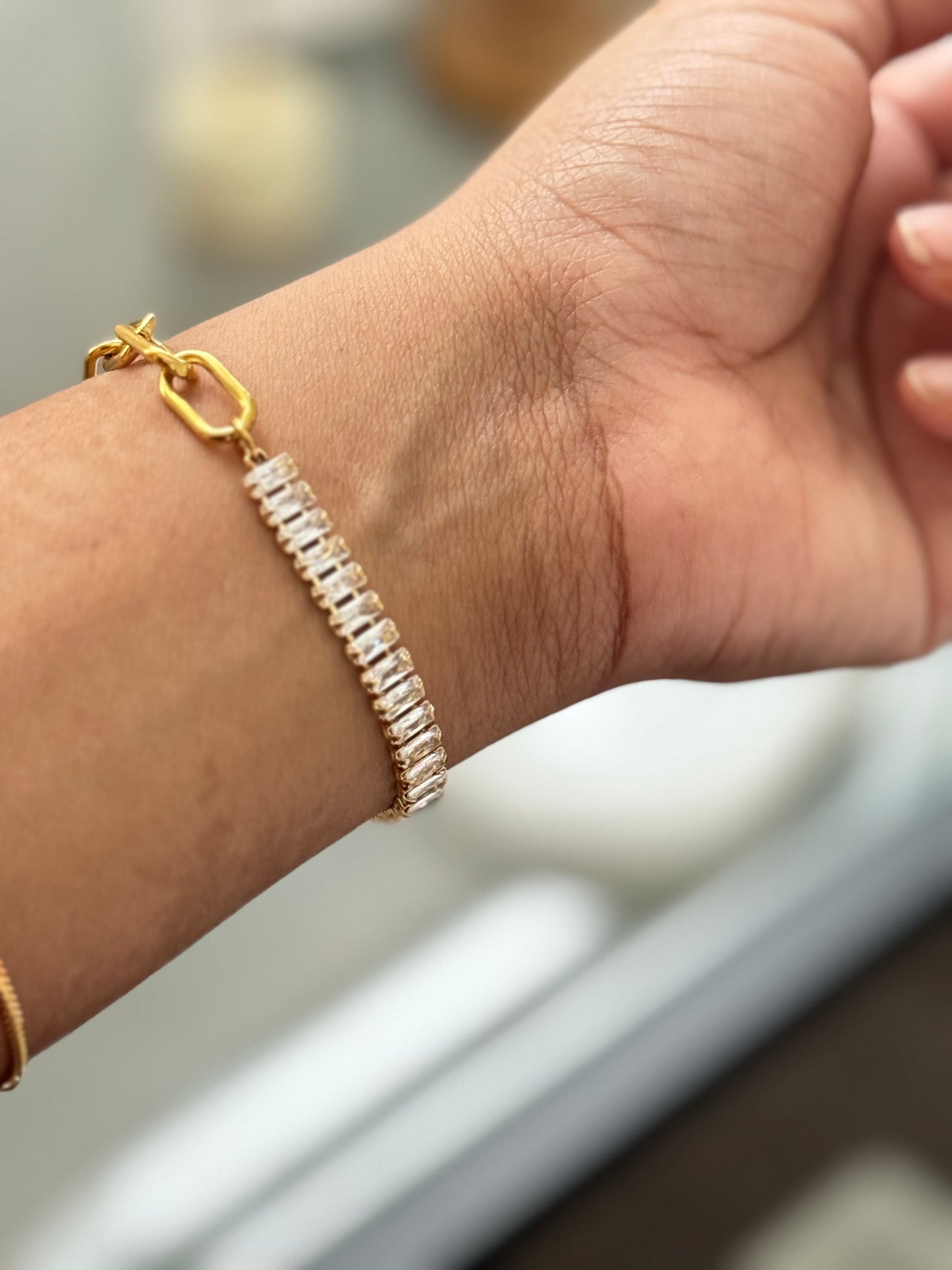 Crystal Link Glow Bracelet