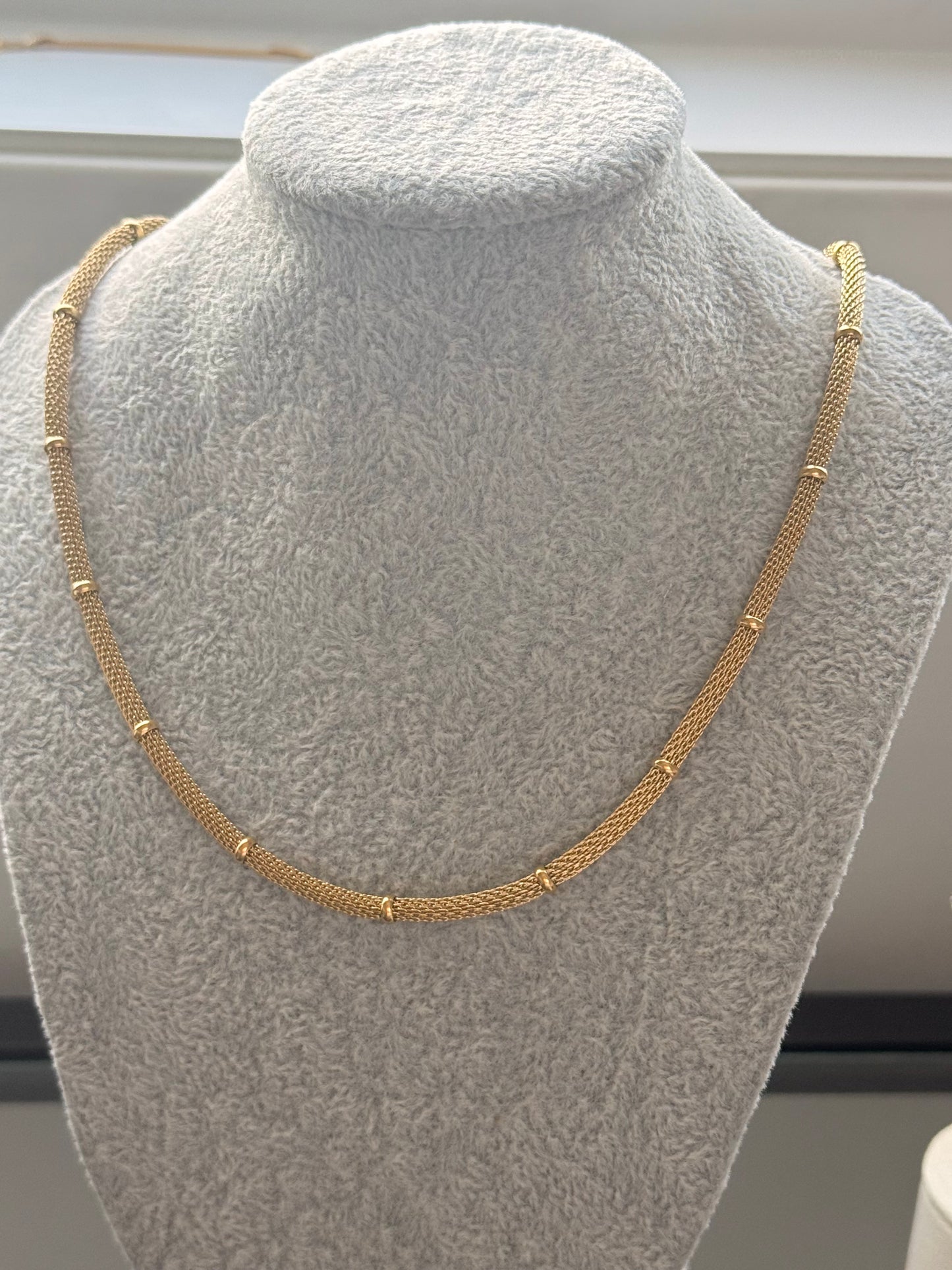 Golden Mesh Necklace