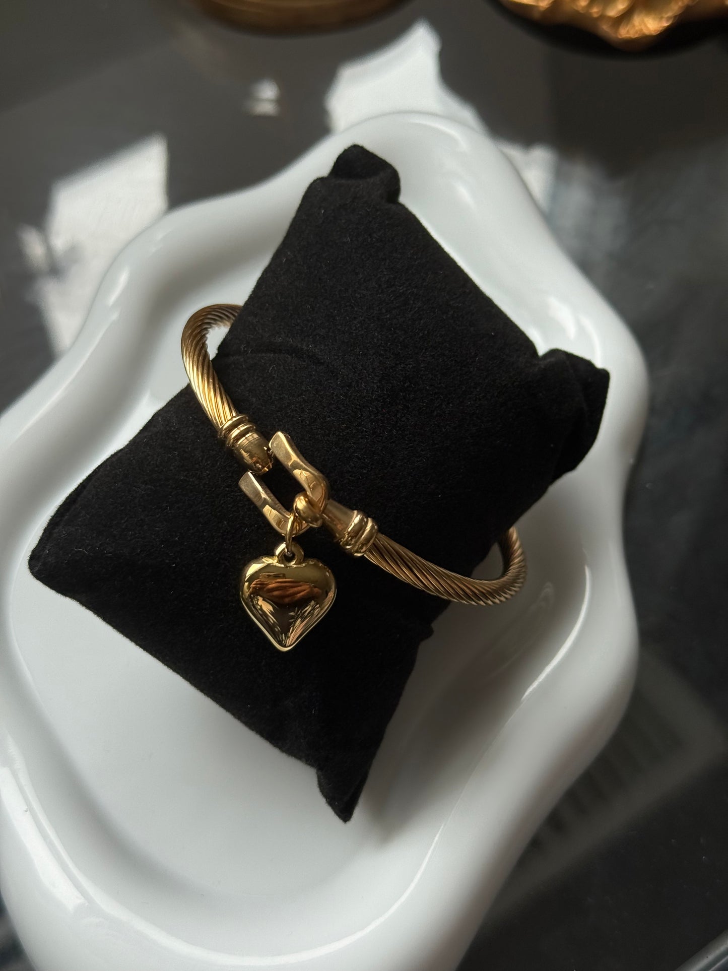 Amora Heart Bangle