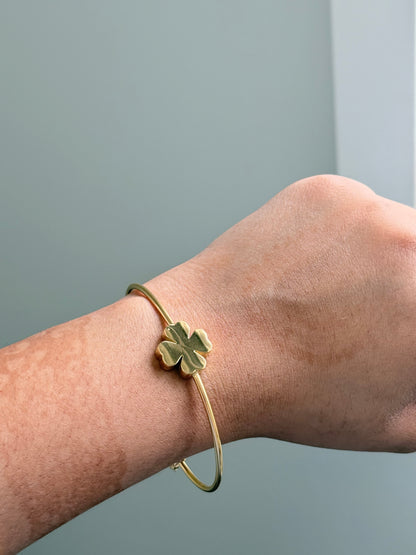 Korean style clover Bangle