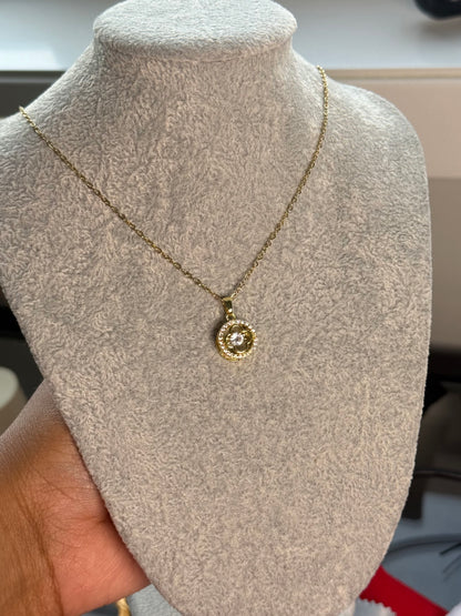 Clover Halo Pendant Necklace