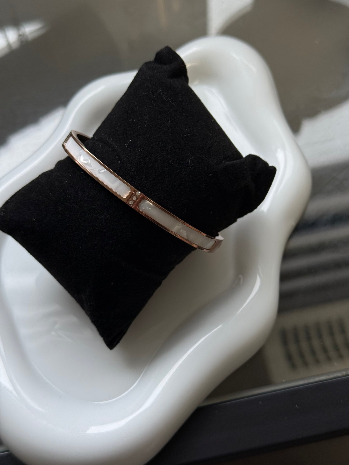 Ivory Line Bangle