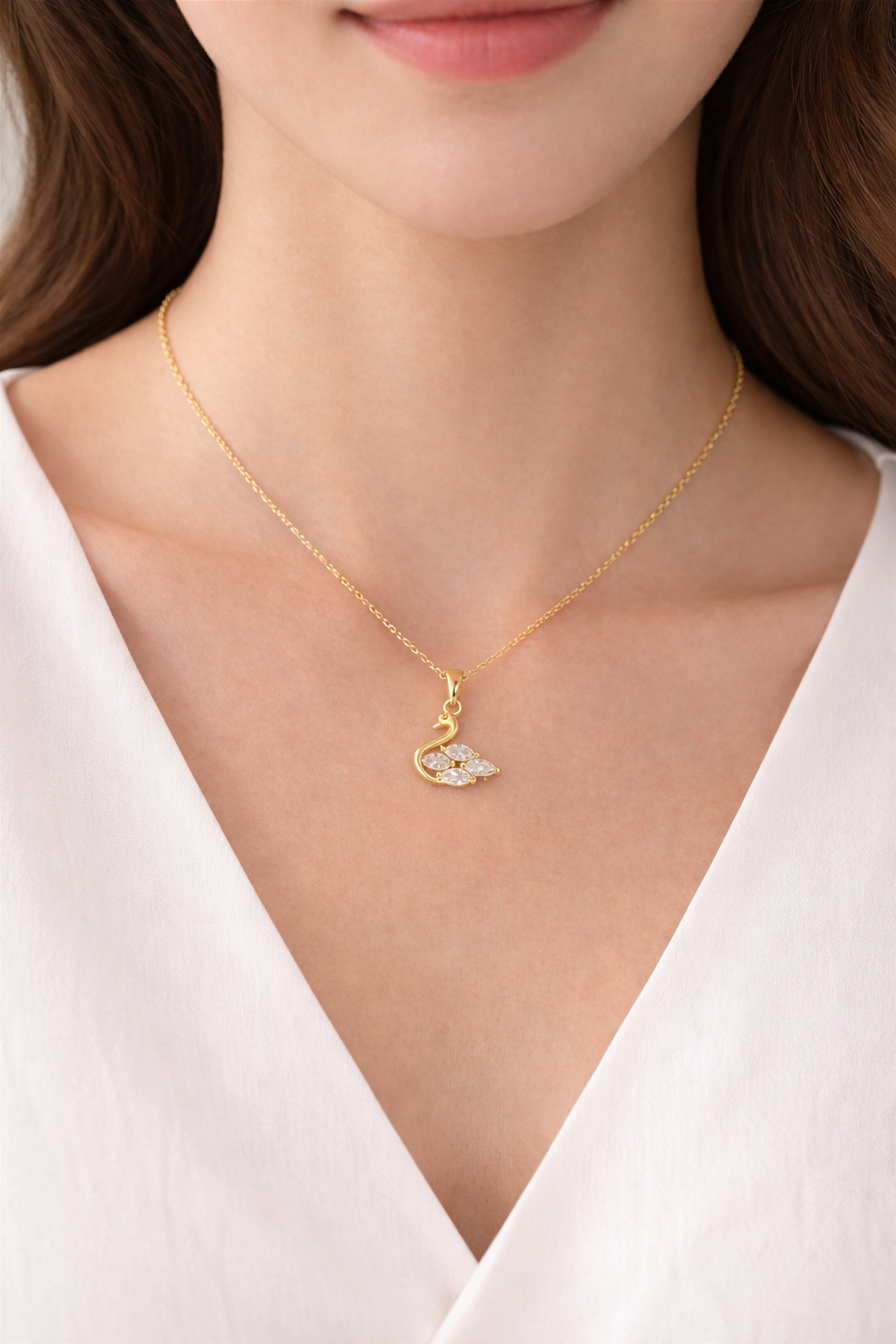 Swan Grace Zircon Pendant Necklace