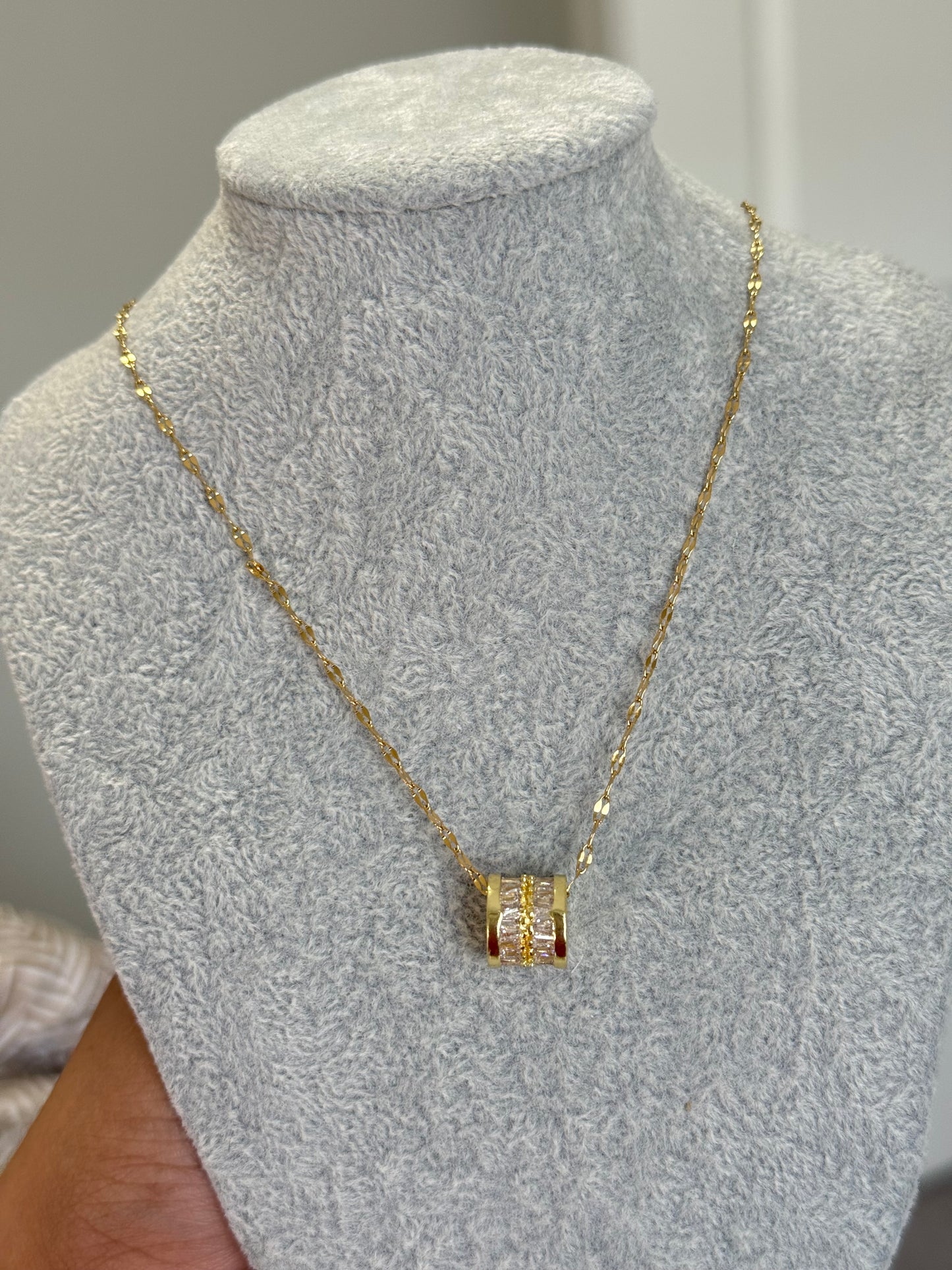 Radiance Band Pendant