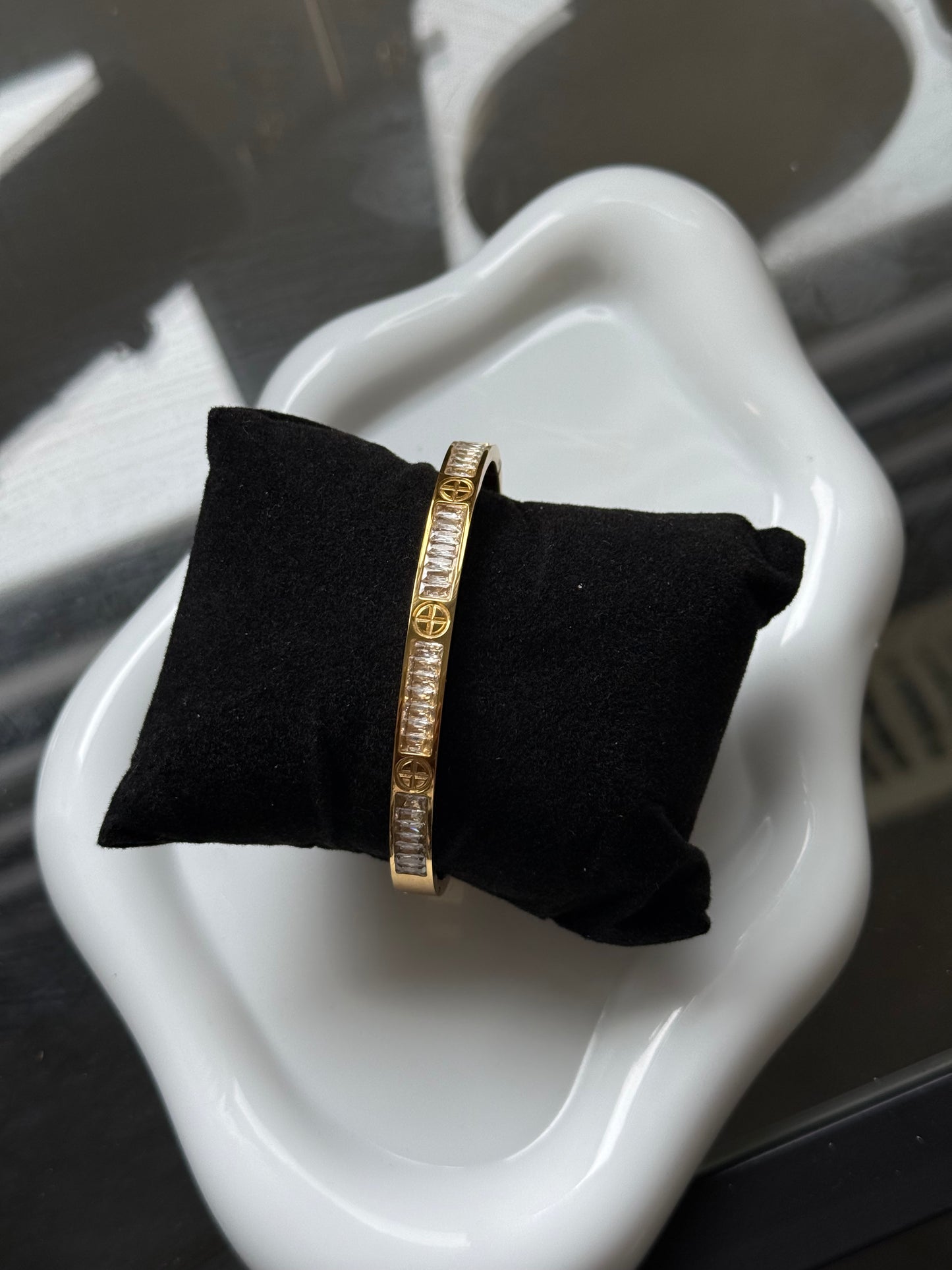 Orbit Gold Bangle
