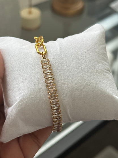 Crystal Link Glow Bracelet