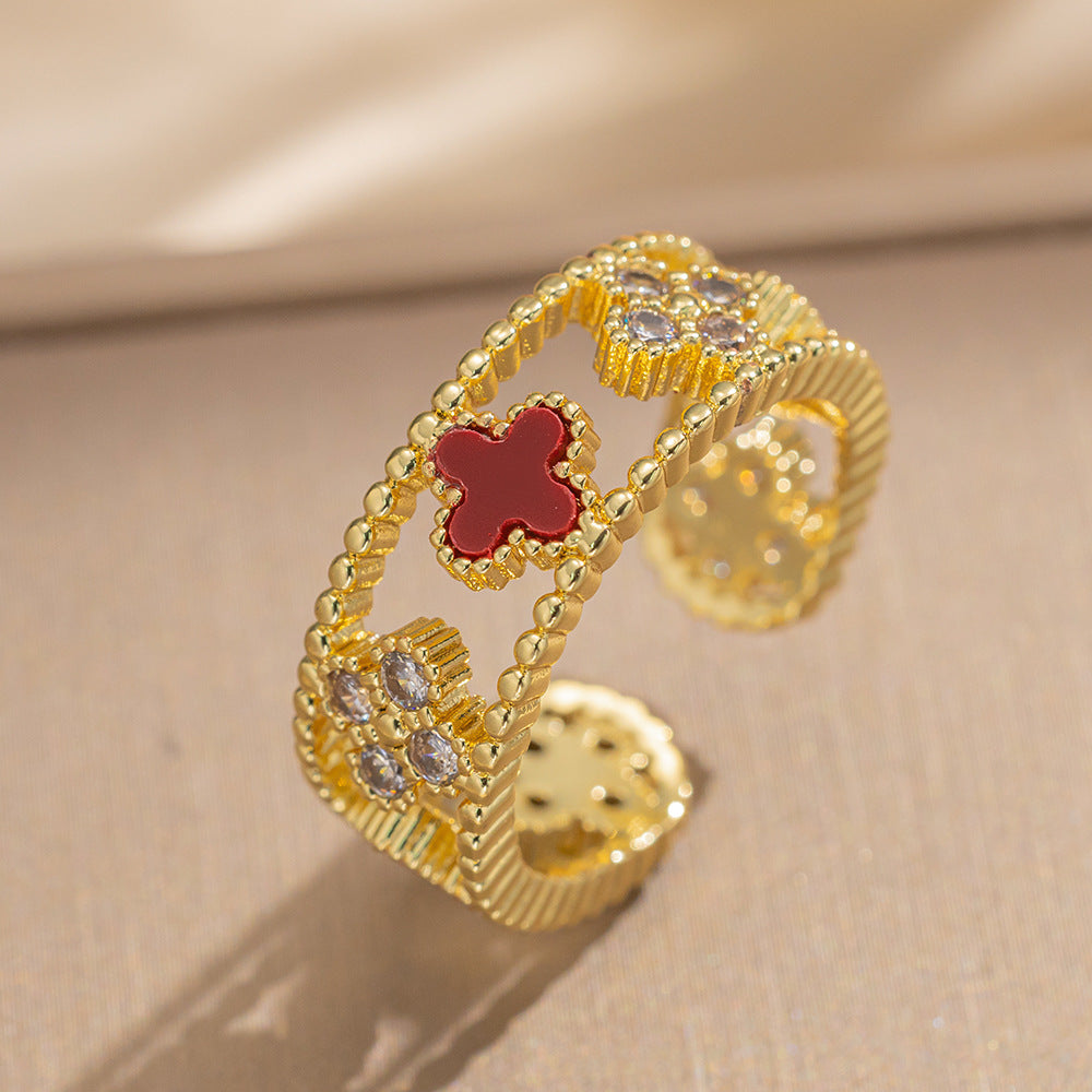 Clover Charm Gold Ring