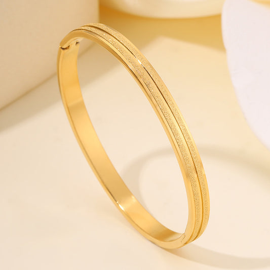 Elegant Gold Bangle