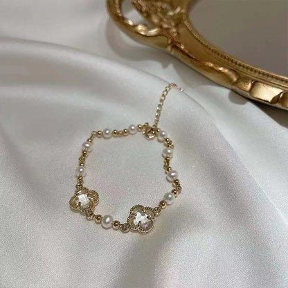Pearl Clover Gold Bracelet