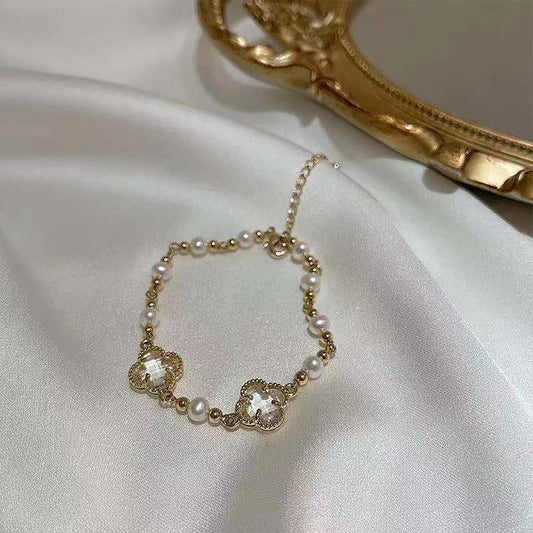 Pearl Clover Gold Bracelet