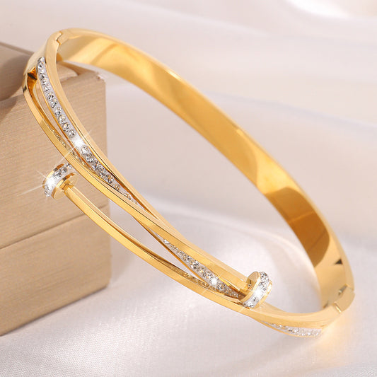 Twist Nail Bangle