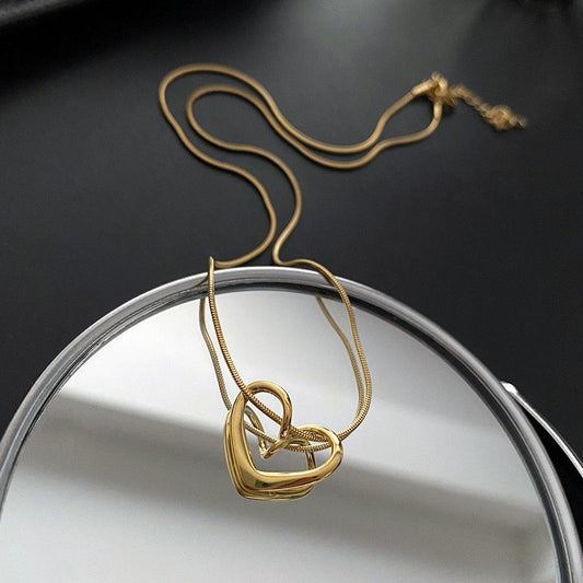 Golden Heart Loop Necklace